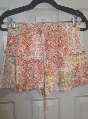 Altar'd State - Coral Patchwork Ruffle Shorts